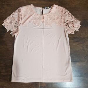 Karl Lagerfeld Women‎ Blouse Size S, Peach Color. SKU# A-116